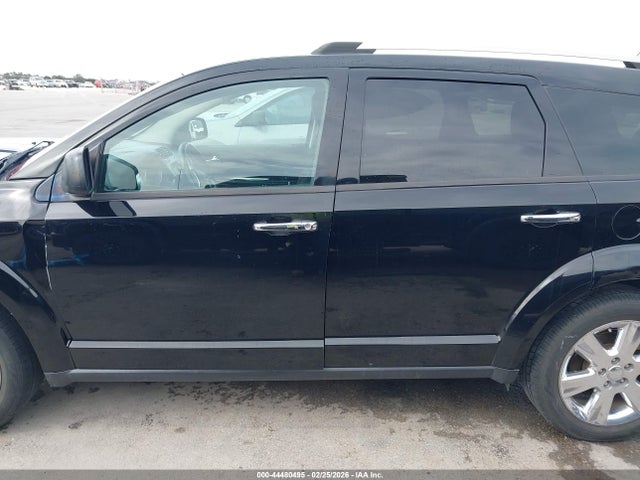 3C4PDCAB8ET317085 Dodge JOURNEY SE