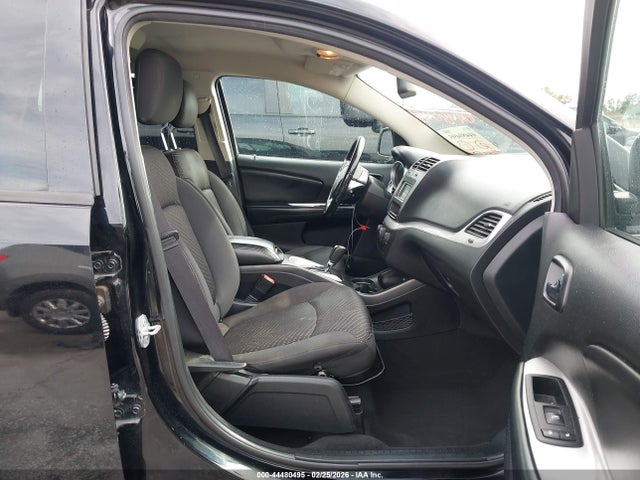 3C4PDCAB8ET317085 Dodge JOURNEY SE