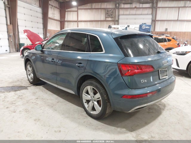 2018 AUDI Q5 WA1BNAFY6J2101704 Photo 2