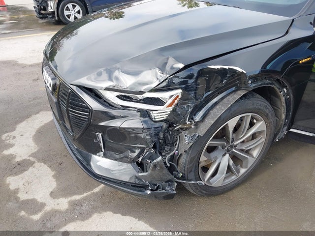 Aukcja sprzedaży 2021 Audi E-tron Premium Plus Quattro, vin: WA1LAAGE8MB039232, numer aukcji: 44480512