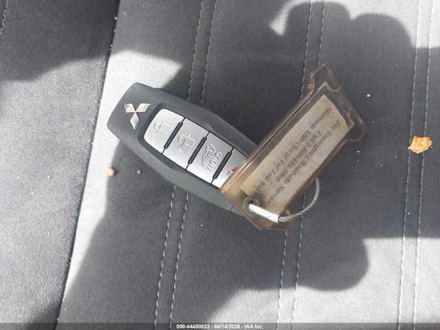 2023 MITSUBISHI OUTLANDER JA4J3UA87PZ032631 Photo 10