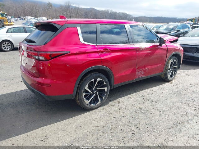 2023 MITSUBISHI OUTLANDER JA4J3UA87PZ032631 Photo 3