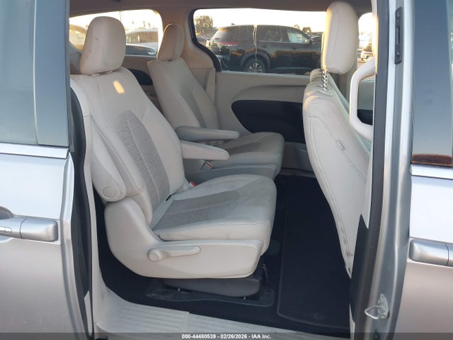 Aukcja sprzedaży 2018 Chrysler Pacifica Hybrid Touring Plus, vin: 2C4RC1H70JR332968, numer aukcji: 44480539