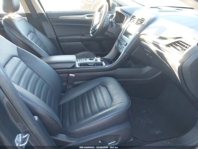 3FA6P0PU6JR271330 Ford Fusion Energi Se Luxury