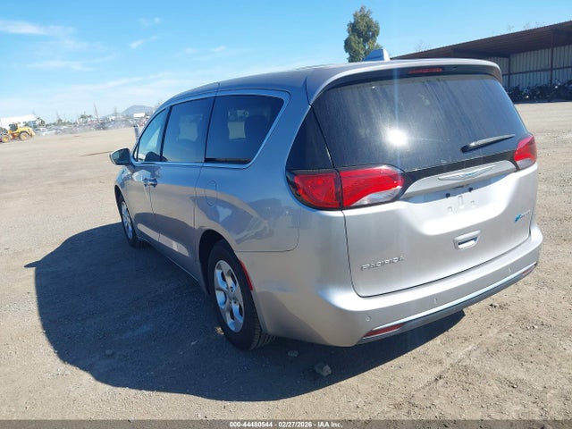 2C4RC1H71JR332963 Chrysler Pacifica Hybrid Touring Plus