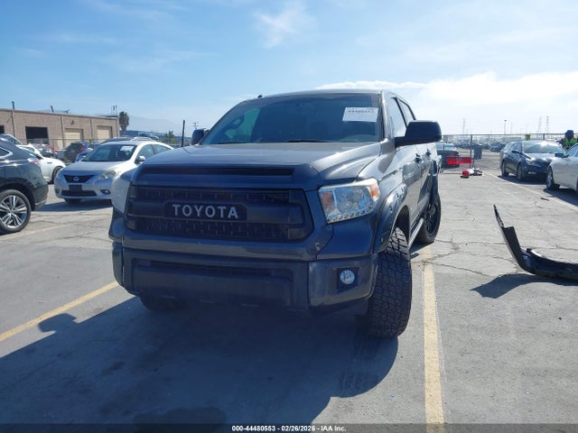 5TFEM5F17HX115057 Toyota Tundra Sr5 4.6l V8