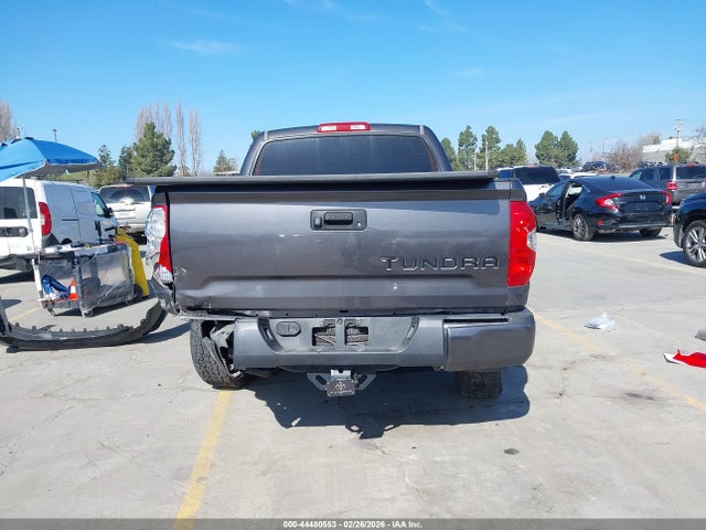 5TFEM5F17HX115057 Toyota Tundra Sr5 4.6l V8