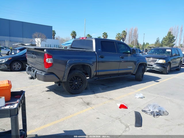 5TFEM5F17HX115057 Toyota Tundra Sr5 4.6l V8