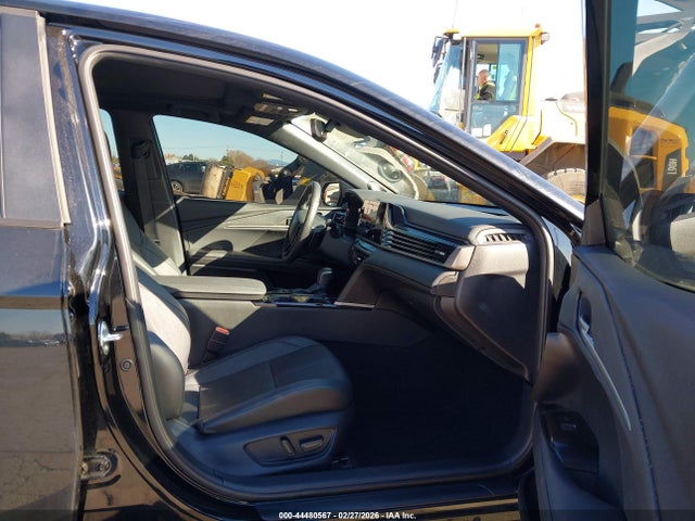 2025 TOYOTA CAMRY 4T1DBADK0SU511258 Photo 4