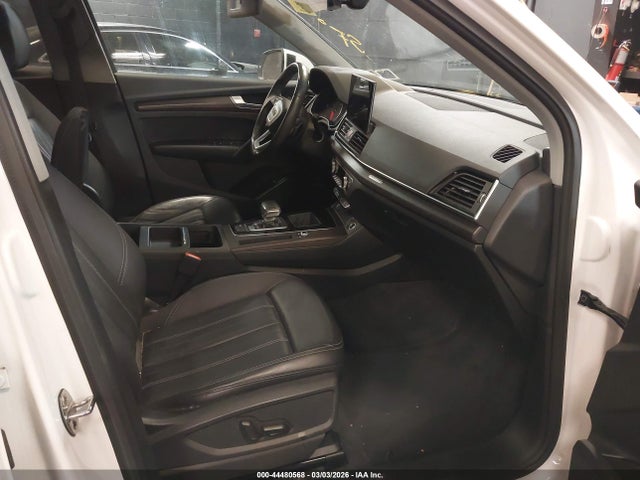 44480568 :رقم المزاد ، WA1GAAFY0N2049994 vin ، 2022 Audi Q5 Premium 45 Tfsi S Line Quattro S Tronic مزاد بيع