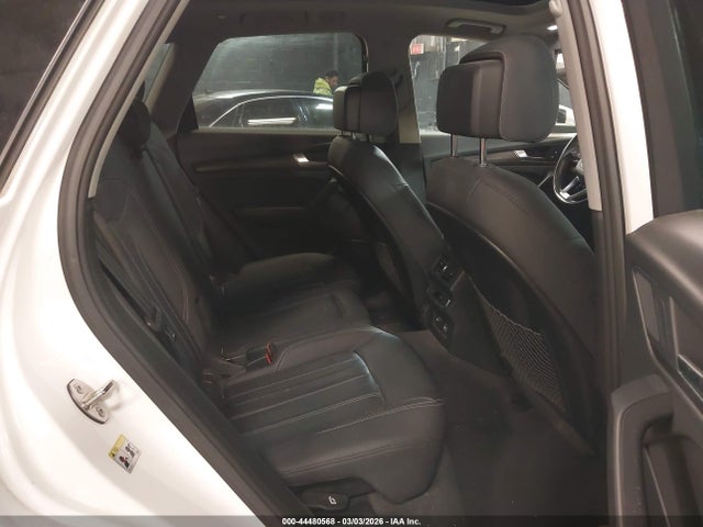 44480568 :رقم المزاد ، WA1GAAFY0N2049994 vin ، 2022 Audi Q5 Premium 45 Tfsi S Line Quattro S Tronic مزاد بيع