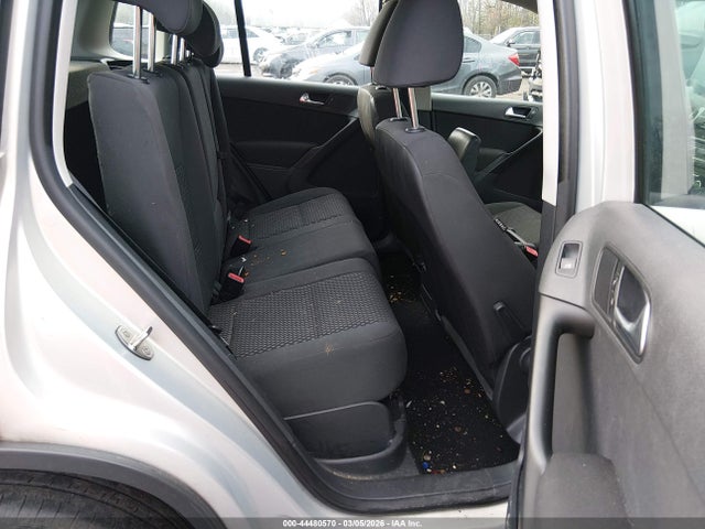 2011 VOLKSWAGEN TIGUAN WVGBV7AX5BW560977 Photo 7