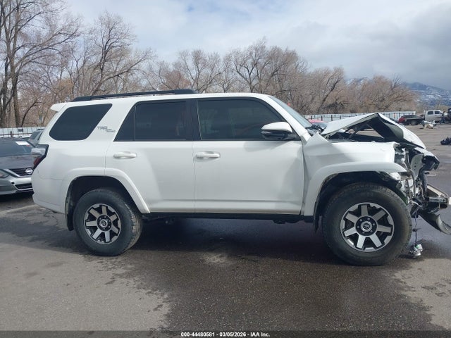 JTEBU5JR5L5825946 Toyota 4runner Trd Off Road Premium