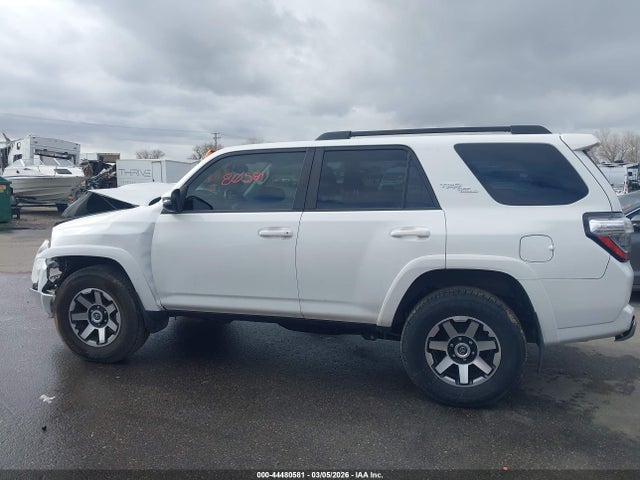 JTEBU5JR5L5825946 Toyota 4runner Trd Off Road Premium