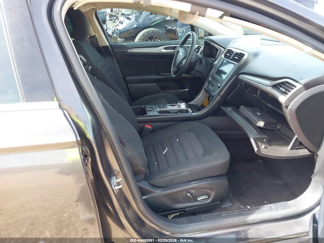 2017 FORD FUSION 3FA6P0HD9HR397402 Photo 4