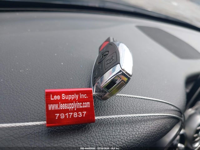 55SWF4JBXHU208172 Mercedes-Benz C 300