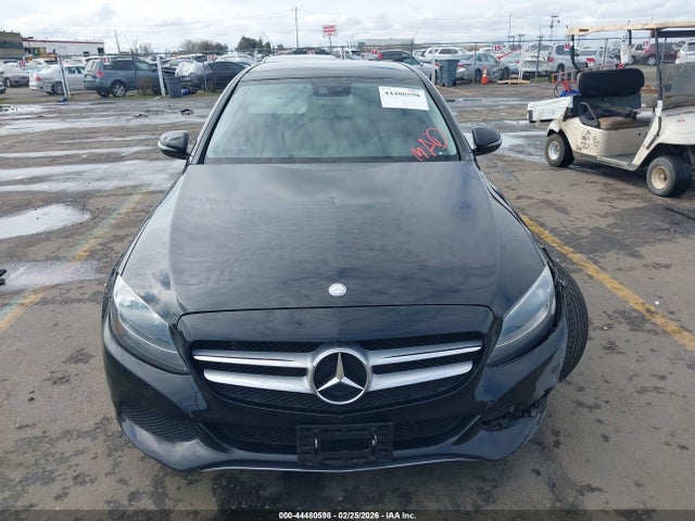 55SWF4JBXHU208172 Mercedes-Benz C 300