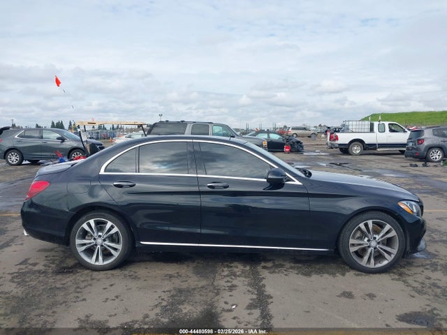 55SWF4JBXHU208172 Mercedes-Benz C 300