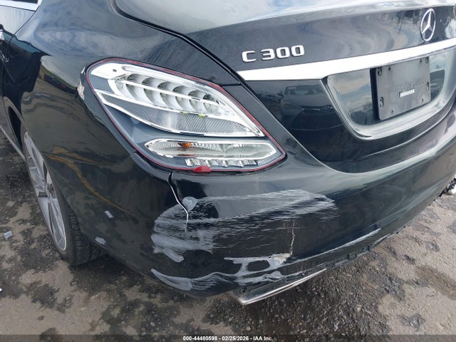 55SWF4JBXHU208172 Mercedes-Benz C 300