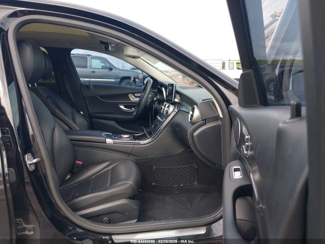 55SWF4JBXHU208172 Mercedes-Benz C 300