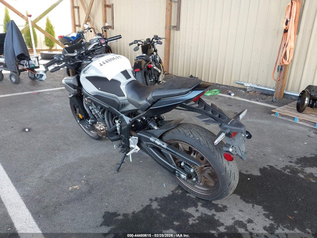 MLHRH1654R5000816 Honda Cb650 R