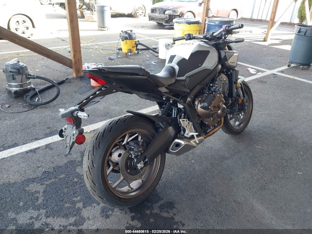 MLHRH1654R5000816 Honda Cb650 R