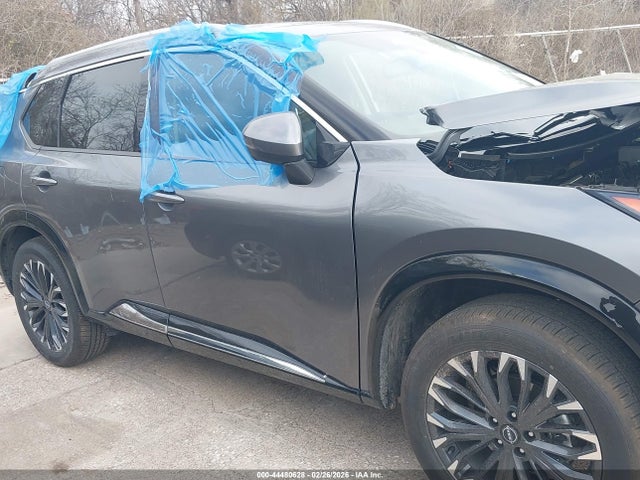 JN8BT3DD1TW300490 Nissan Rogue Platinum