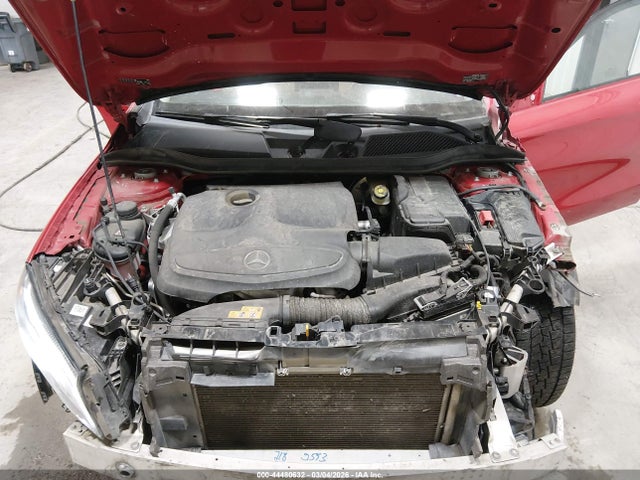 WDCTG4GB8KU019554 Mercedes-Benz Gla 250 4matic