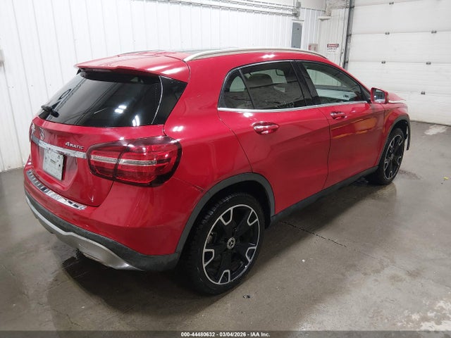 WDCTG4GB8KU019554 Mercedes-Benz Gla 250 4matic
