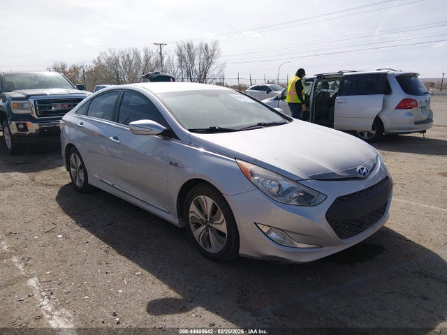KMHEC4A4XFA130839 auction archive image