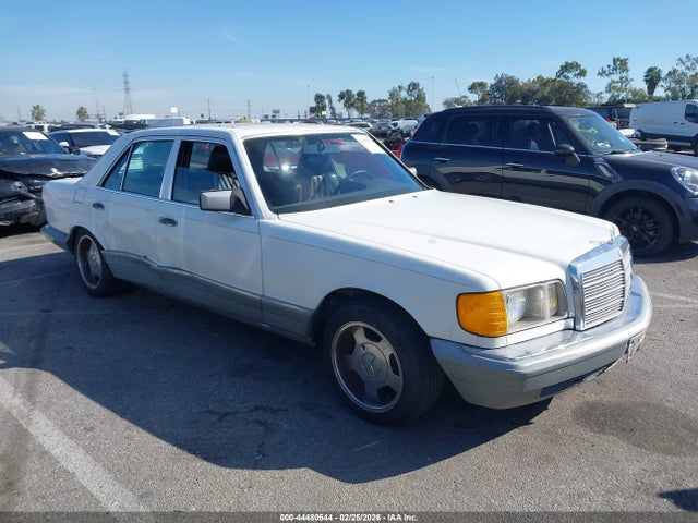 1985 MERCEDES-BENZ 380 WDBCA32C4FA162203