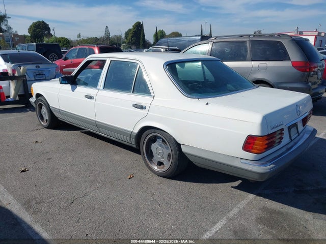 1985 MERCEDES-BENZ 380 WDBCA32C4FA162203 Photo 2