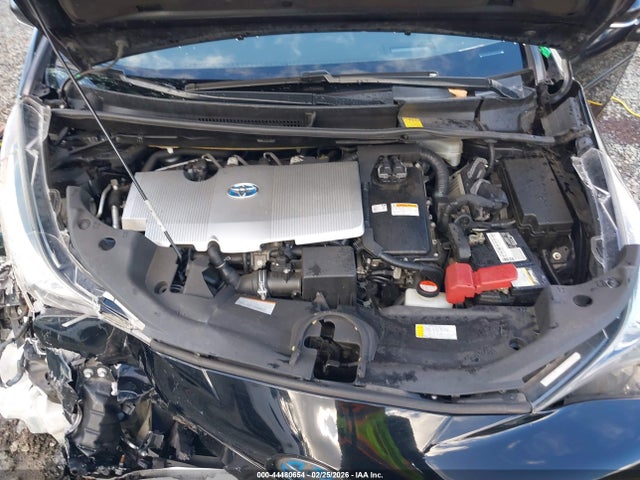 JTDKARFUXG3512443 Toyota Prius Four