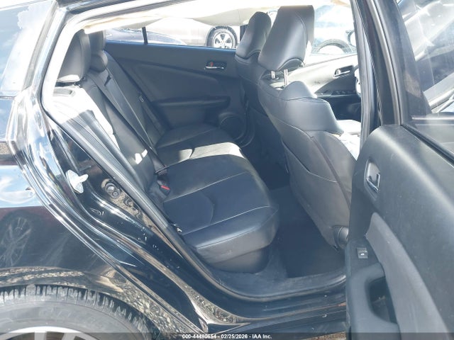 JTDKARFUXG3512443 Toyota Prius Four