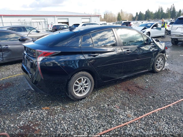 JTDKARFUXG3512443 Toyota Prius Four