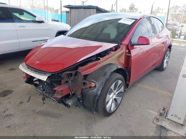 2023 TESLA MODEL Y 7SAYGDEE1PA136112 Photo 1