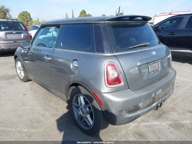 2009 MINI COOPER S WMWMF73559TW80700 Photo 2