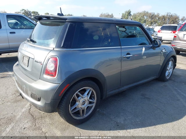 2009 MINI COOPER S WMWMF73559TW80700 Photo 3