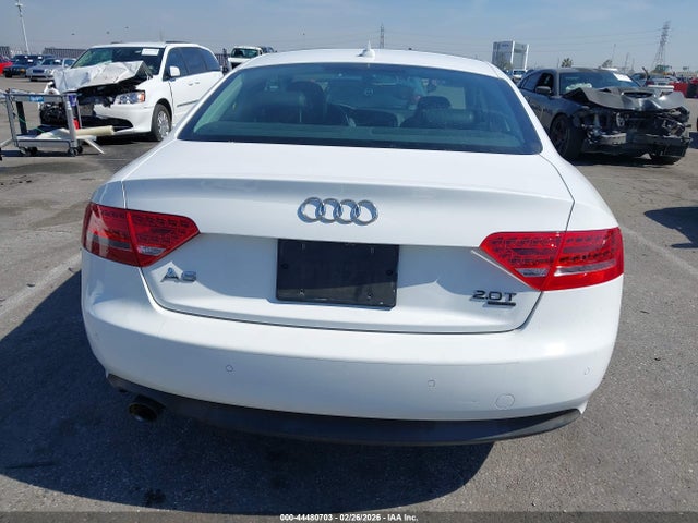 44480703 :رقم المزاد ، WAULFAFR8BA049464 vin ، 2011 Audi A5 2.0t Premium مزاد بيع