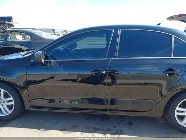 3VW2K7AJ1FM247825 Volkswagen Jetta 2.0l S