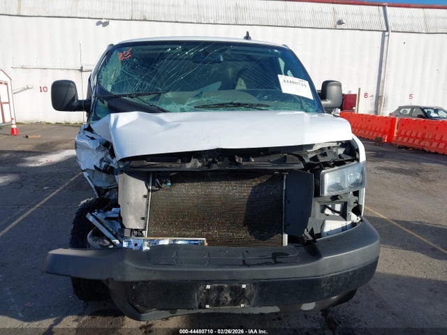 1GCZGHFP7N1272844 Chevrolet Express Cargo Rwd 3500 Extended Wheelbase Wt