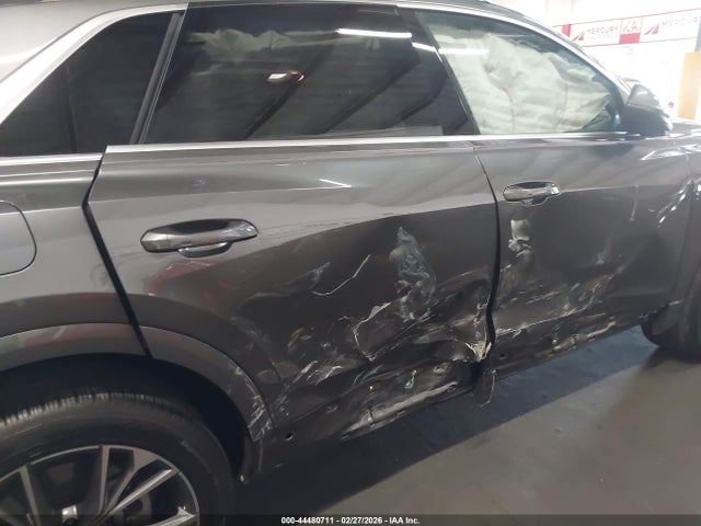 Aukcja sprzedaży 2025 Audi Q8 Premium Plus 55 Tfsi Quattro, vin: WA1BVBF14SD003866, numer aukcji: 44480711