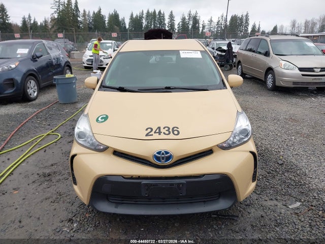 Toyota Prius V Two 2017 JTDZN3EU3HJ059409 Image 12