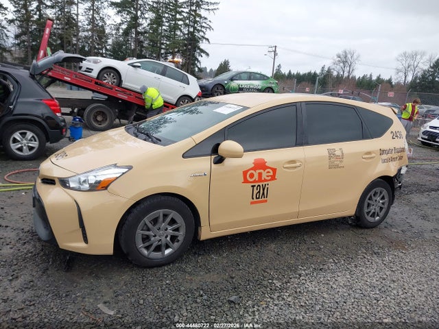 Toyota Prius V Two 2017 JTDZN3EU3HJ059409 Image 14