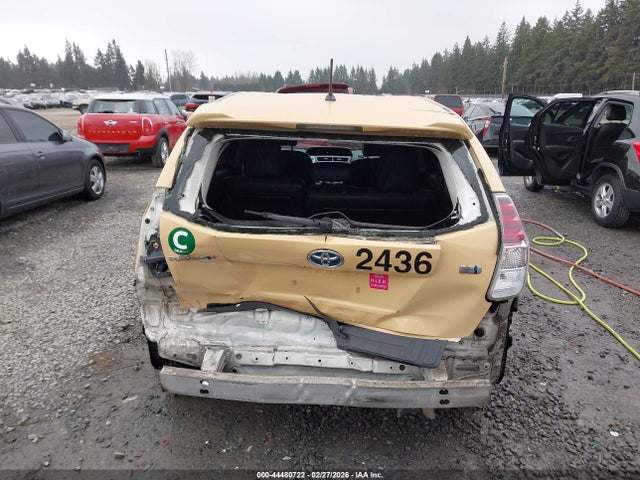 Toyota Prius V Two 2017 JTDZN3EU3HJ059409 Image 16