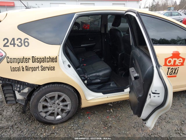 Toyota Prius V Two 2017 JTDZN3EU3HJ059409 Image 8