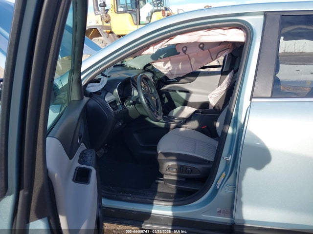 2022 CHEVROLET EQUINOX 2GNAXUEV9N6137701 Photo 4