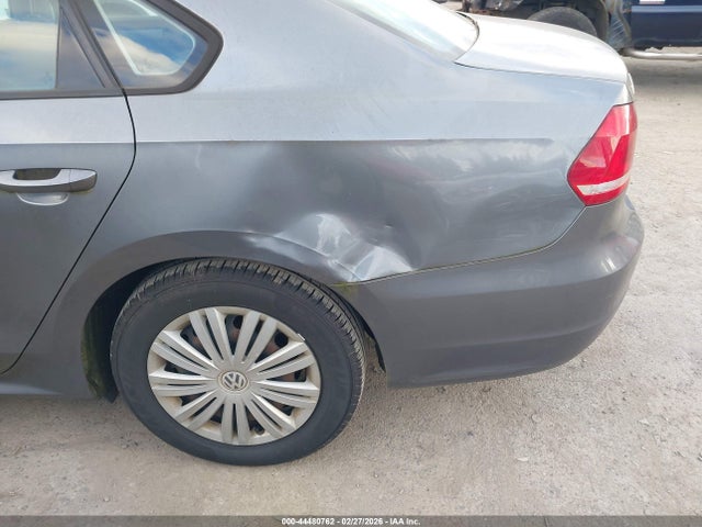 Volkswagen Passat 1.8t S 2014 1VWAT7A38EC093222 Image 6
