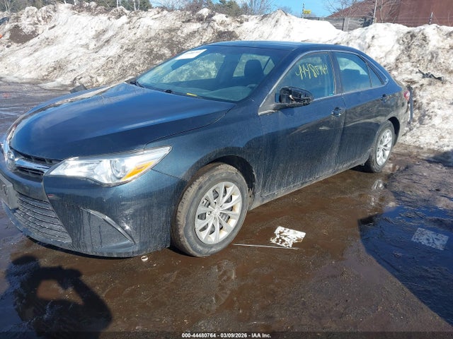 Toyota CAMRY LE 2017 4T1BF1FK9HU693298 Image 2