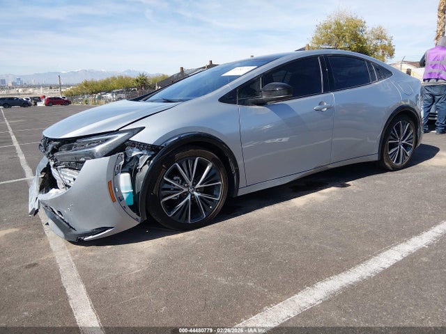 JTDACAAU0T3065226 Toyota Prius Limited